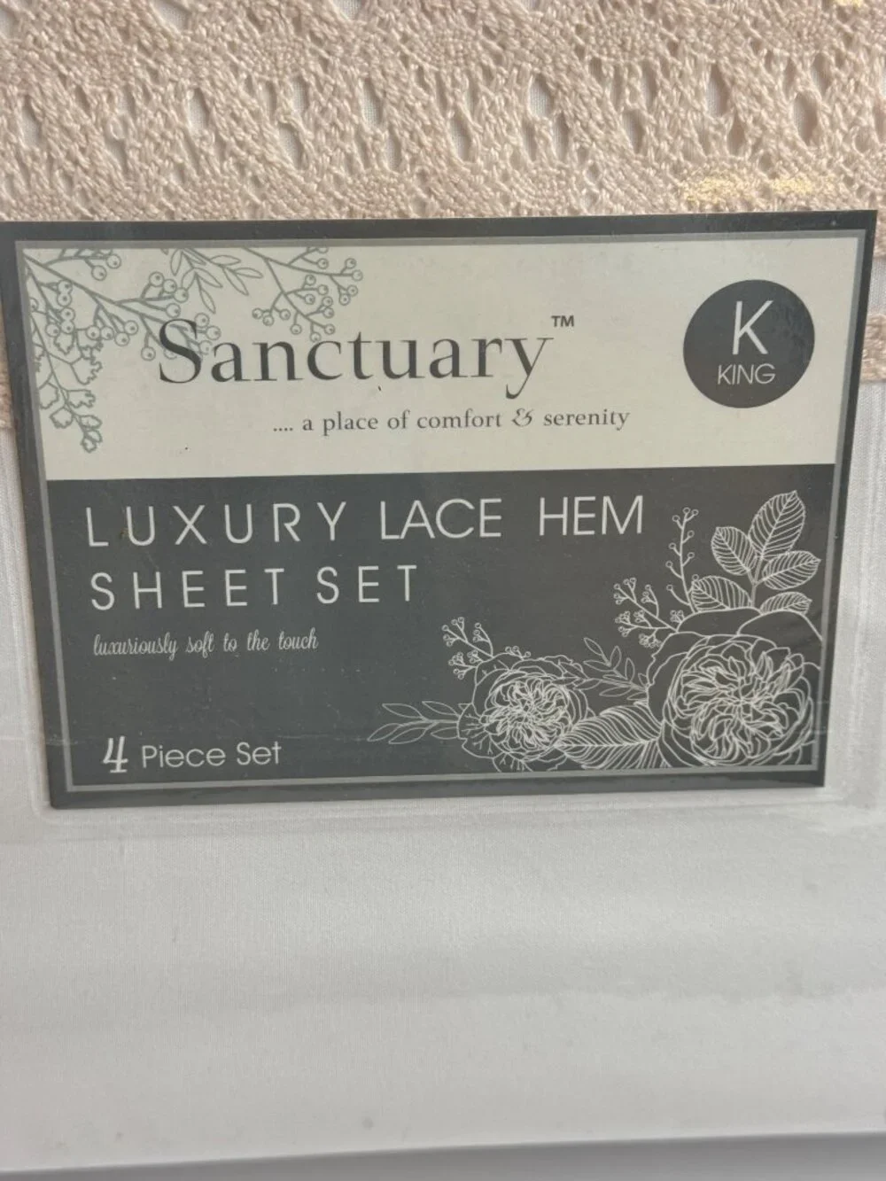 Amprapur Overseas Sanctuary NEW King 4 Piece Luxury Lace Hem Sheet Set White